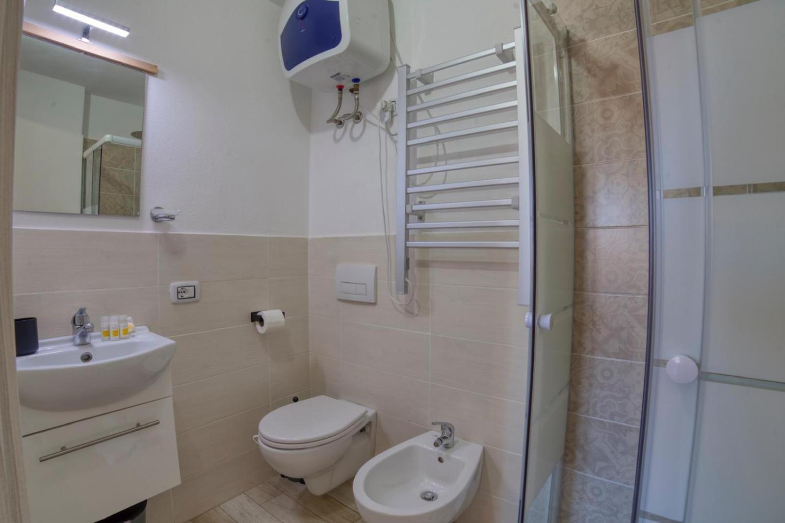 Sassari-Centro Elegante Appartamento Con Wifi E Netflix Kültér fotó