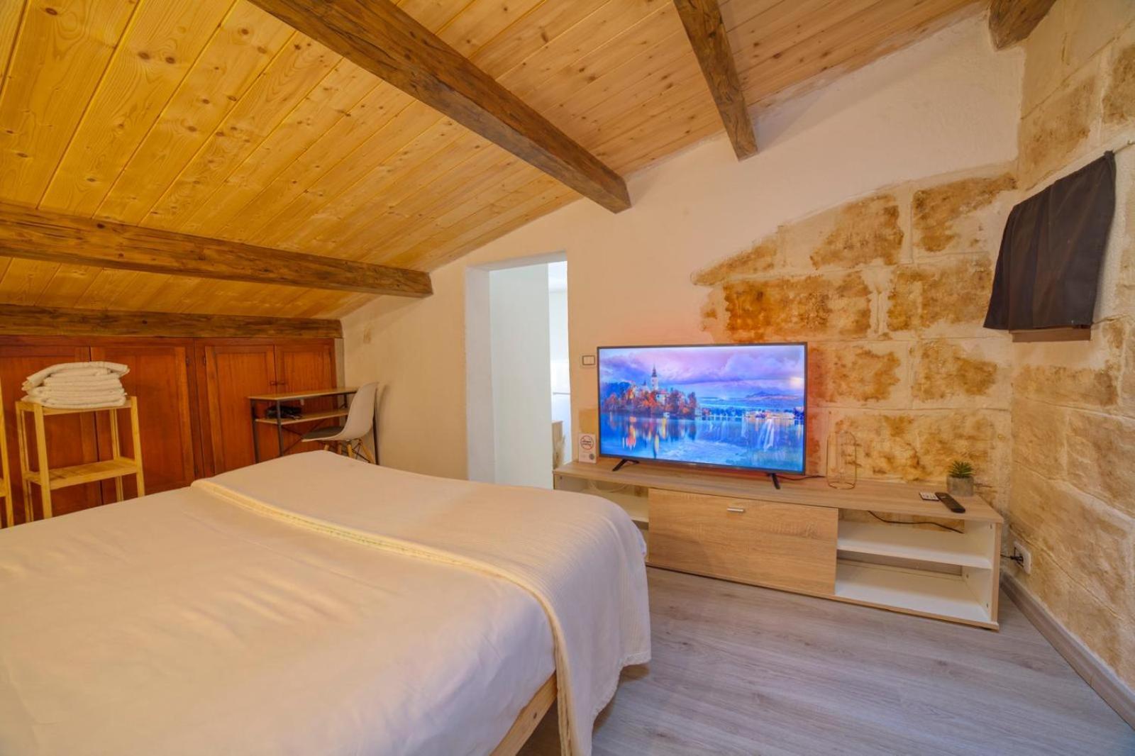 Sassari-Centro Elegante Appartamento Con Wifi E Netflix Kültér fotó